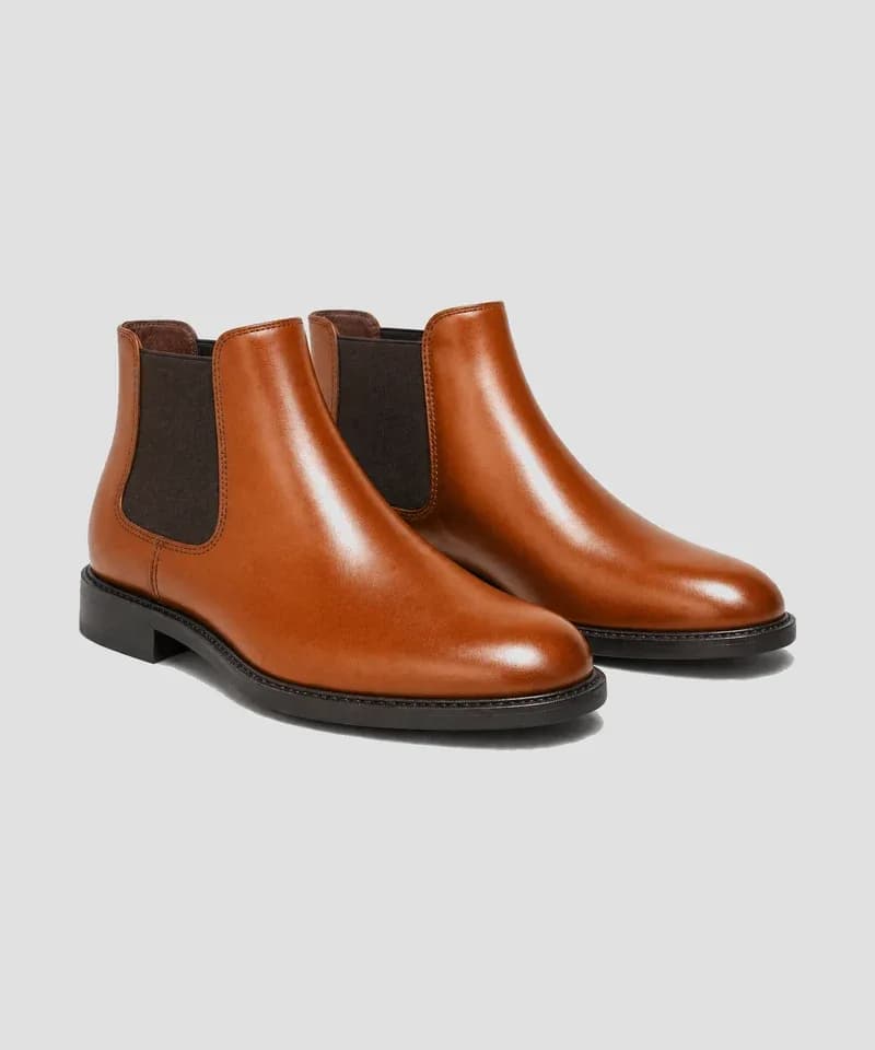 Bota Chelsea de cuero cognac — Calzado