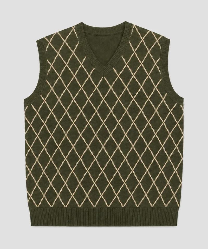 Chaleco argyle verde oliva y beige — Sweaters