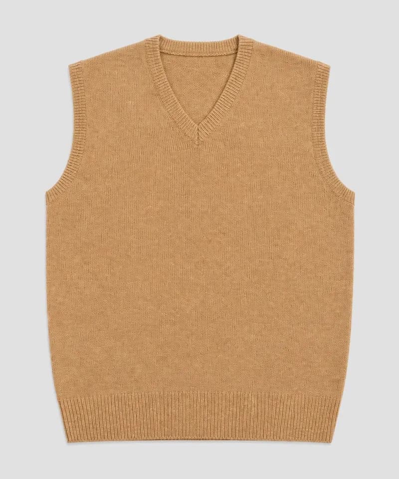 Chaleco escote V camel — Sweaters