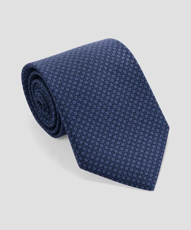 Corbata azul marino con microdiseño geométrico — Corbatas