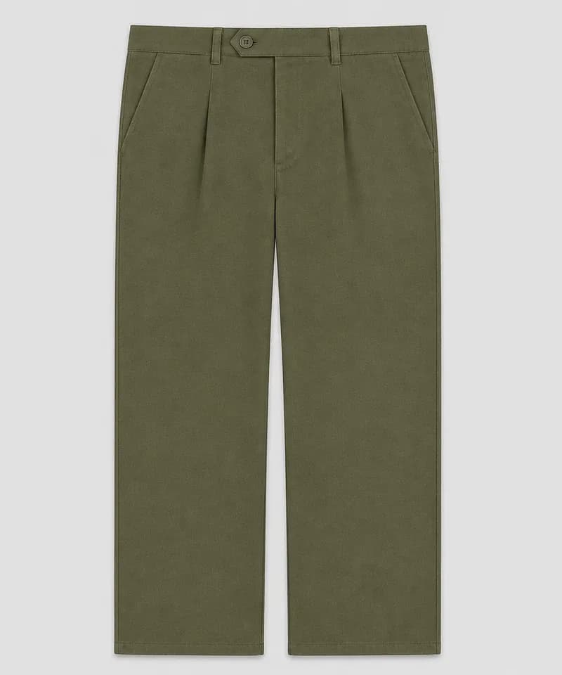Pantalón de gabardina verde oliva con pinzas — Pantalones