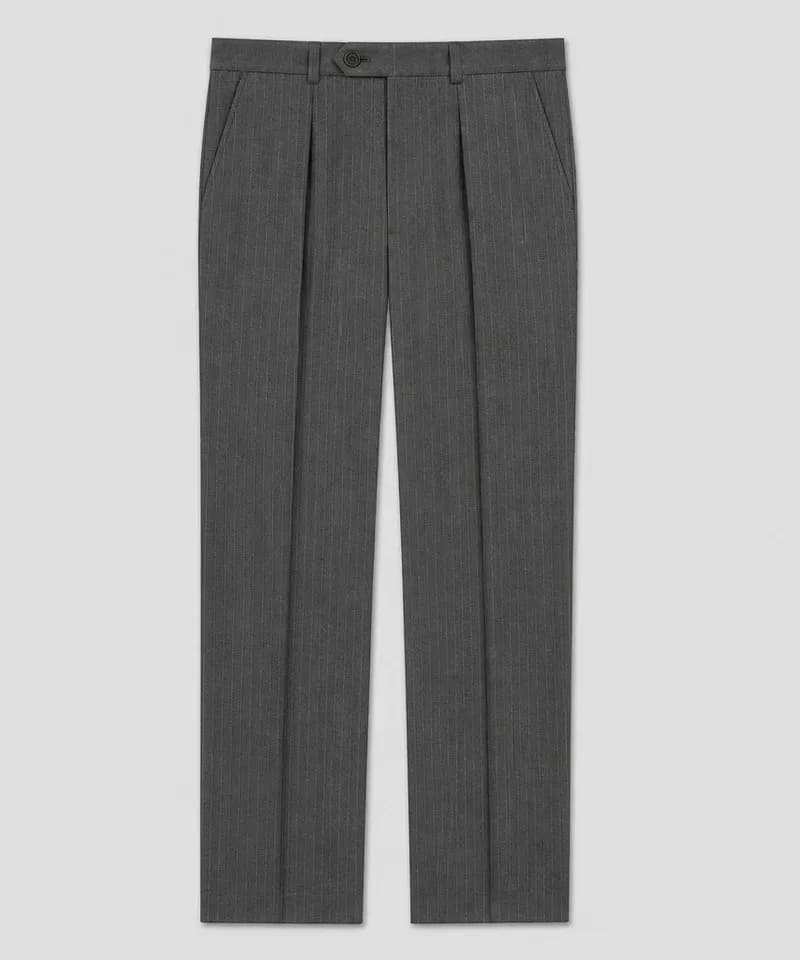 Pantalón de vestir gris oscuro con raya diplomática y pinzas — Pantalones