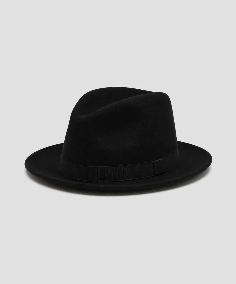 Sombrero de fieltro negro — Sombreros