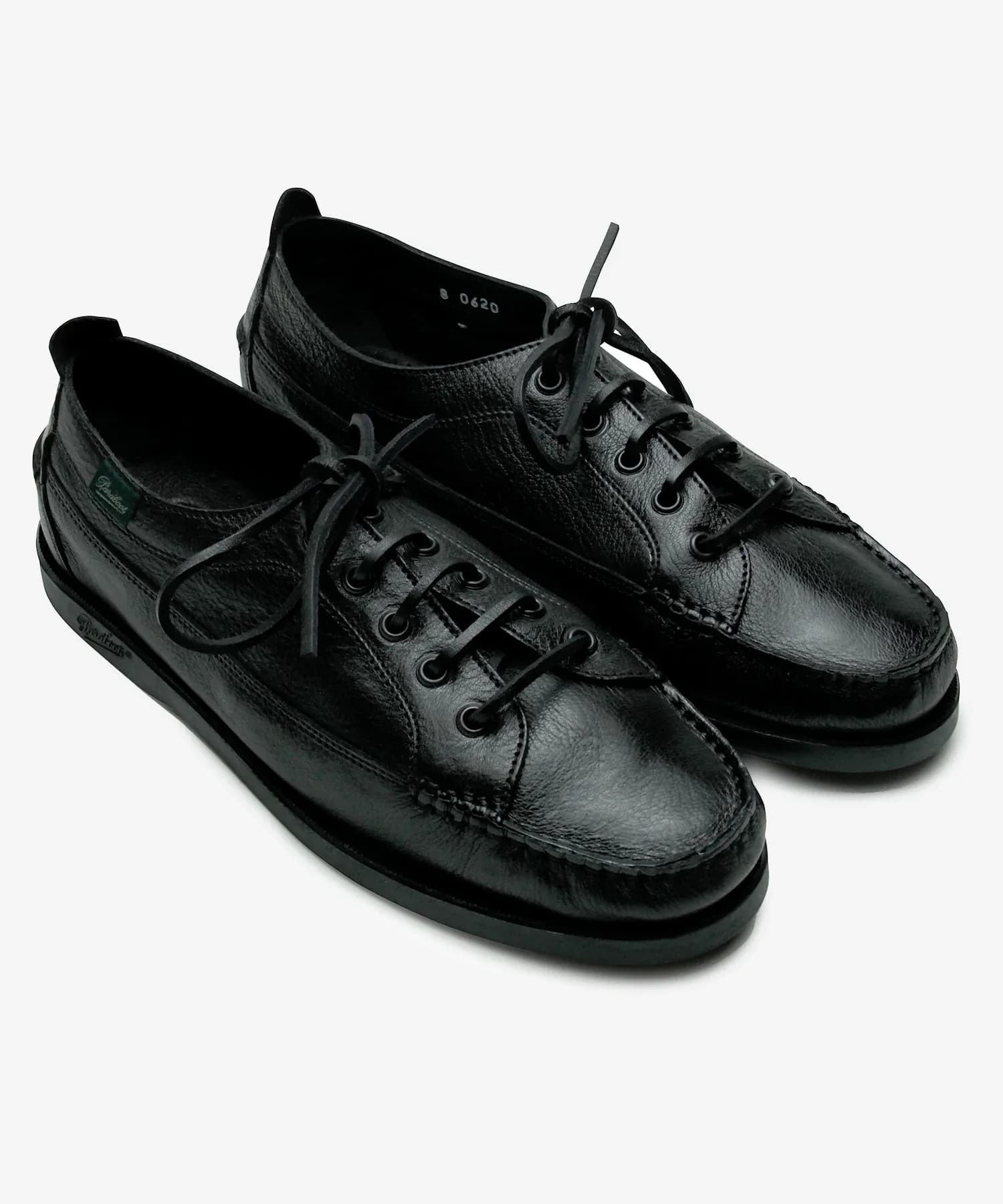 Zapato cuero negro texturado